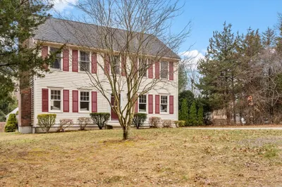 102r Manomet Point Rd 1