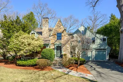 32 Columbine Rd 1