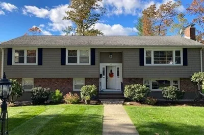 59 Hobbs Brook Rd