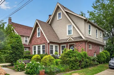 45 Hamlet St 1