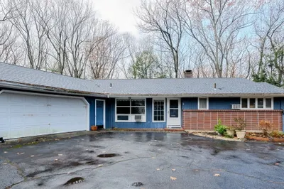 3 Oakridge Road