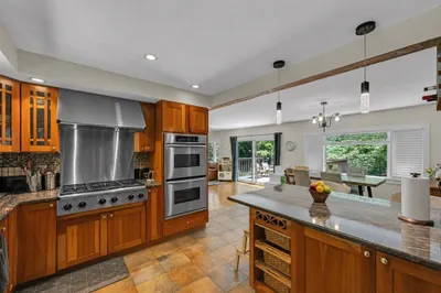 103 Newtown Road