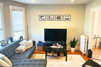 21 Oakland St #21