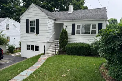 16 Colburn St