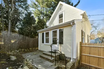 51 Smith St #51 1