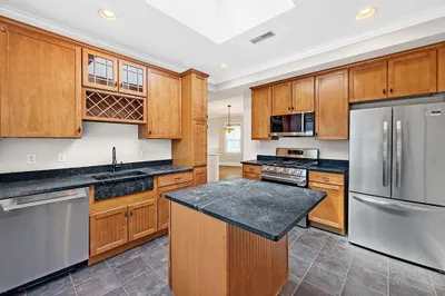 9 Odonnell Sq #3 1