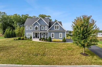 4 Oxbow Dr 1