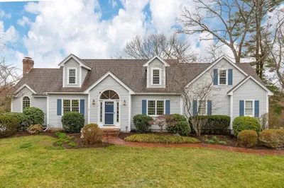20 Saddleback Dr