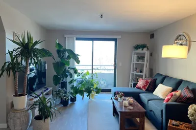 376 Ocean Ave #206