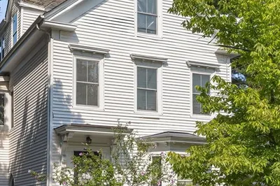 11 Perry St #2
