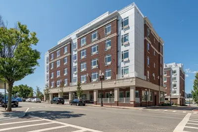 2 Cliveden St #505E