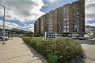 121 Nantasket Ave #302