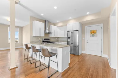 380 W Broadway #501