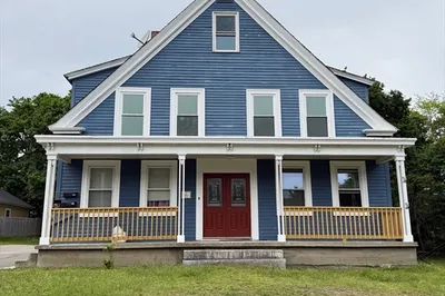 6 Edwards Place #2 1
