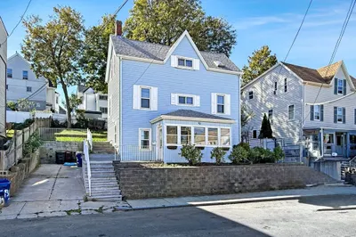93 Bellingham Ave 1