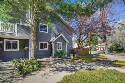 24 Magnolia Street #1A 1