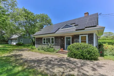 231 Crowell Road 1
