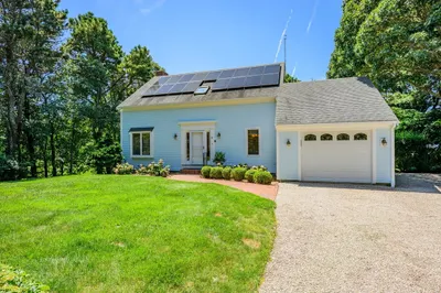 71 Rowland Drive 1