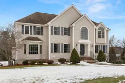 5 Castle Drive 1