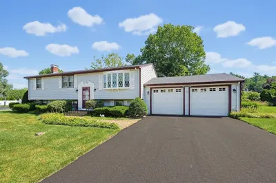 75 Concetta Drive 1