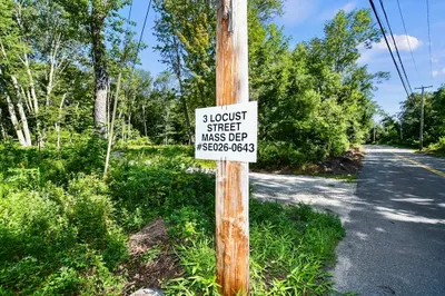 3 Locust St 1