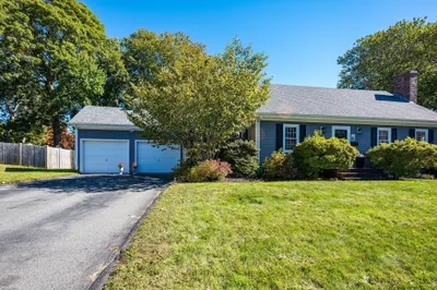 29 Evergreen St 1