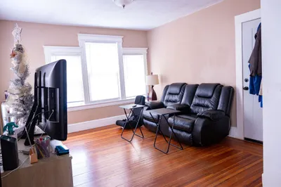 38 Greenacre Sq #2 1