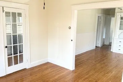 53 Fairfax St #2