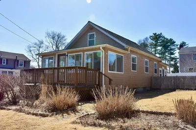11 Osborne Ave
