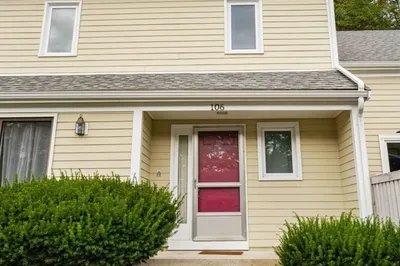 106 Fifer Lane #106 1