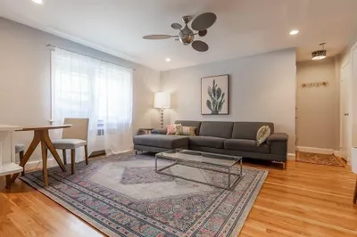 19 Alton Ct #4