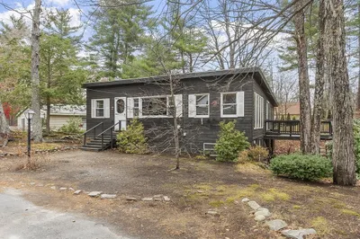 7 Hickory Ln