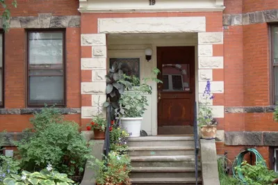 19 Netherlands St #3