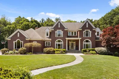 7 Chieftain Ln 1