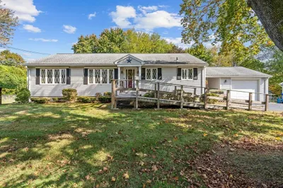 102 Lovefield St