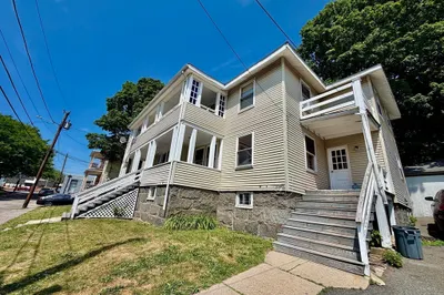 18 Bigelow St ##1 1