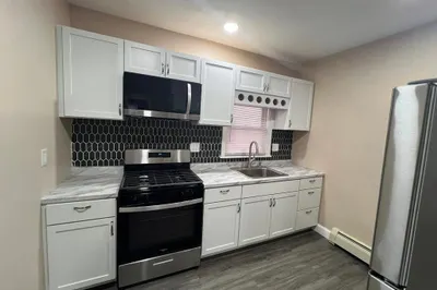 4-6 Greendale Rd #2
