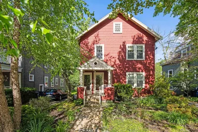 223 Lakeview Ave #223 1