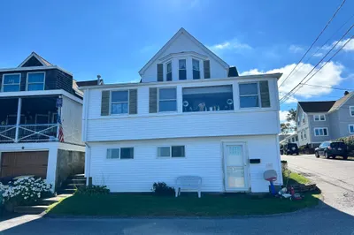 27 Fore River Ave 1