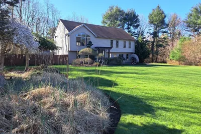 2 Bayberry Ln 1