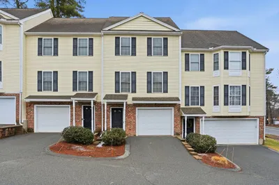 1401 Pawtucket Blvd #2 1