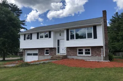 15 Tiffany Dr 1