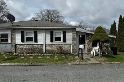 10-r Miles Ave 1