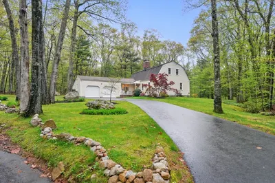 272 Bennett Rd
