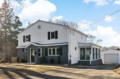 33 Eddy St