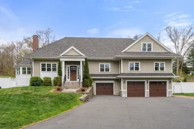 132 Woodland Street