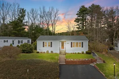 21 Bayberry Lane 1