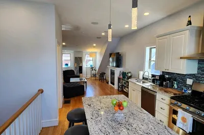 72 F St #2