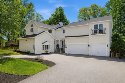 25 Thomas Pl 1