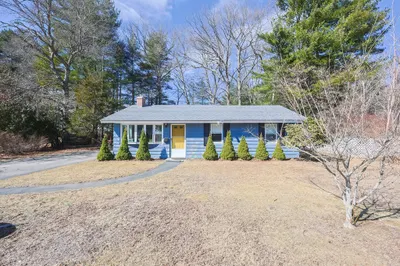 253 Carl Ave